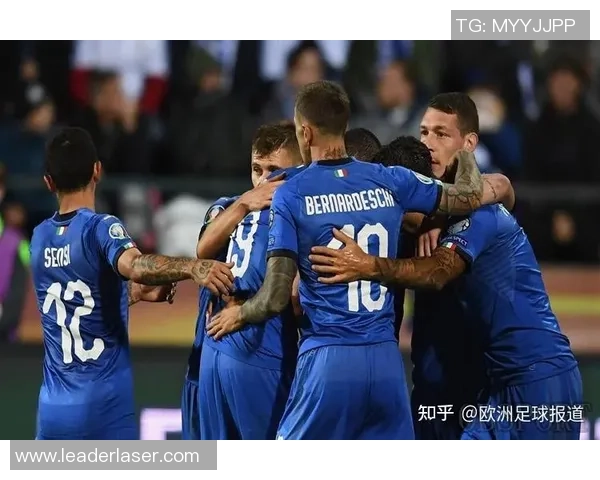 圣胡安圣马丁与天主教青年会的激烈对决展现足球魅力与团队精神