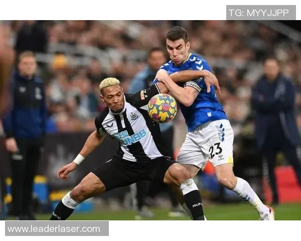 斯特拉斯堡与法兰克福精彩对决直播全程回顾与分析 斯特拉斯堡与法兰克福精彩对决直播全程回顾与分析