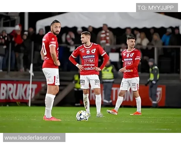 欧联杯索尔纳对阵北西兰赛事分析与战术解析探讨